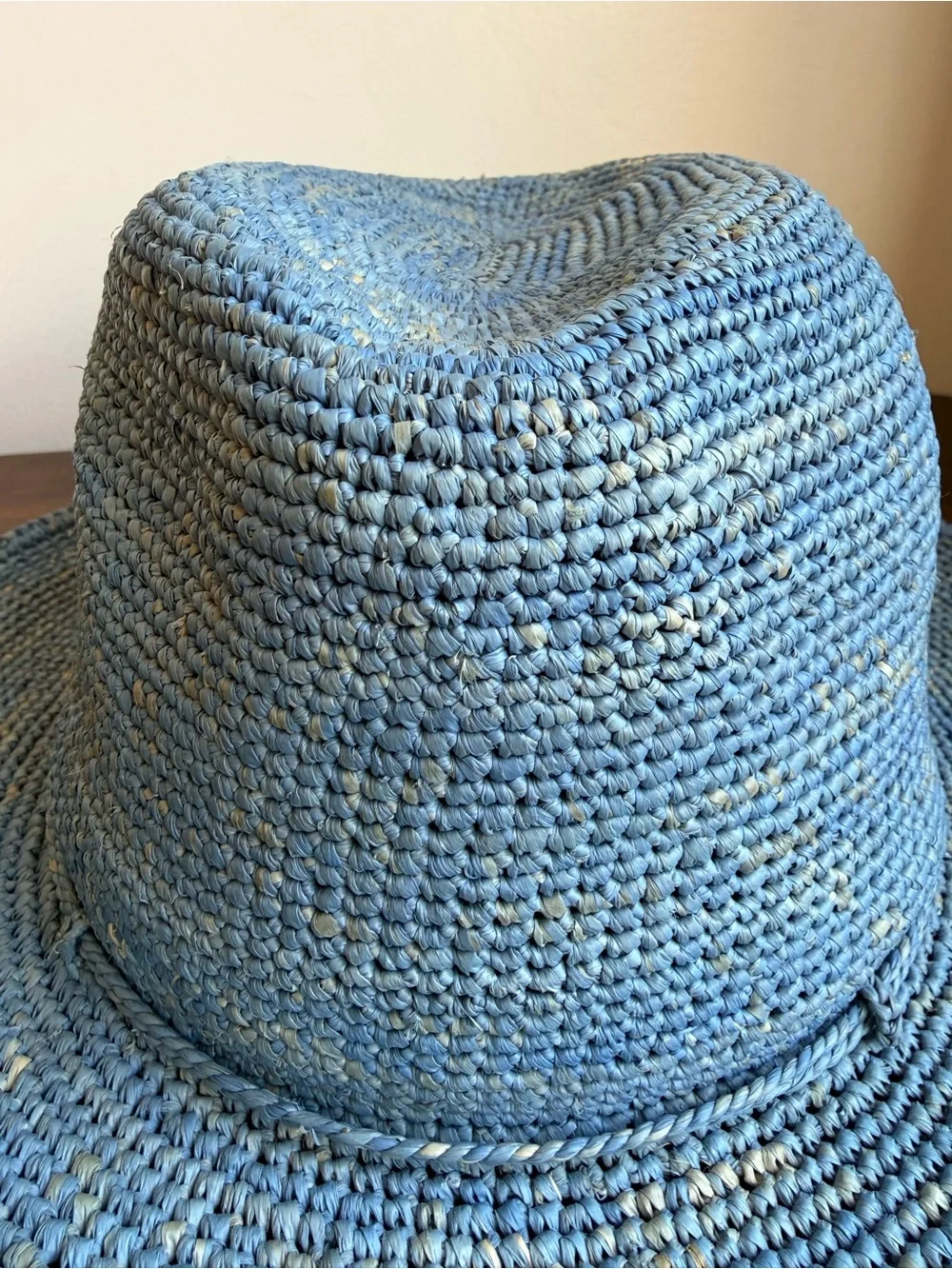Helen Kaminski Stonewashed Blue 100% Raffia Crochet Fedora Sun Hat Wide Brim OS